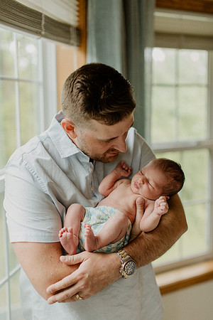 Roarke-Newborns-1111